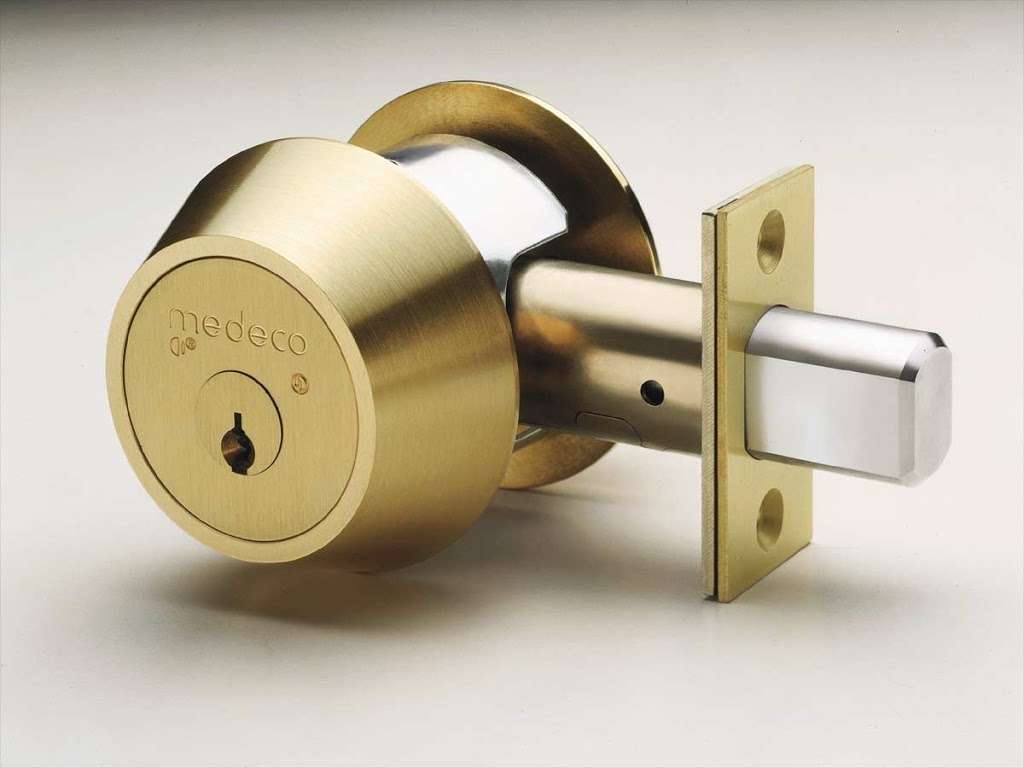 Affordable Mobile Locksmith | 202 Windsor Dr N, Framingham, MA 01701, USA | Phone: (617) 480-9883