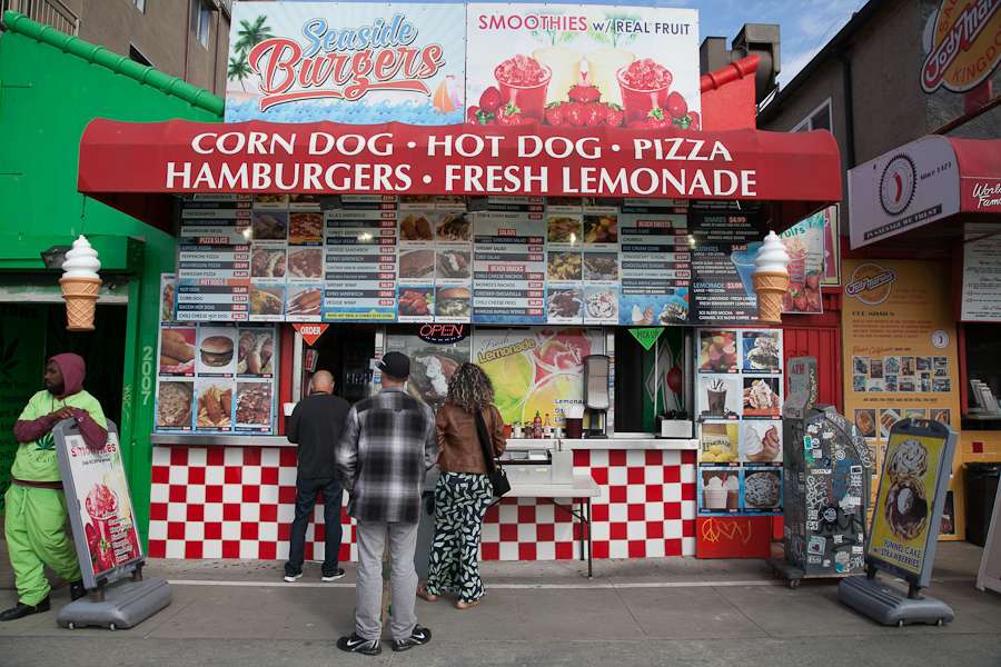 Sea Side Burgers Inc. | 2007 1/2 Ocean Front Walk, Venice Beach, Venice, CA 90291 | Phone: (310) 347-2071