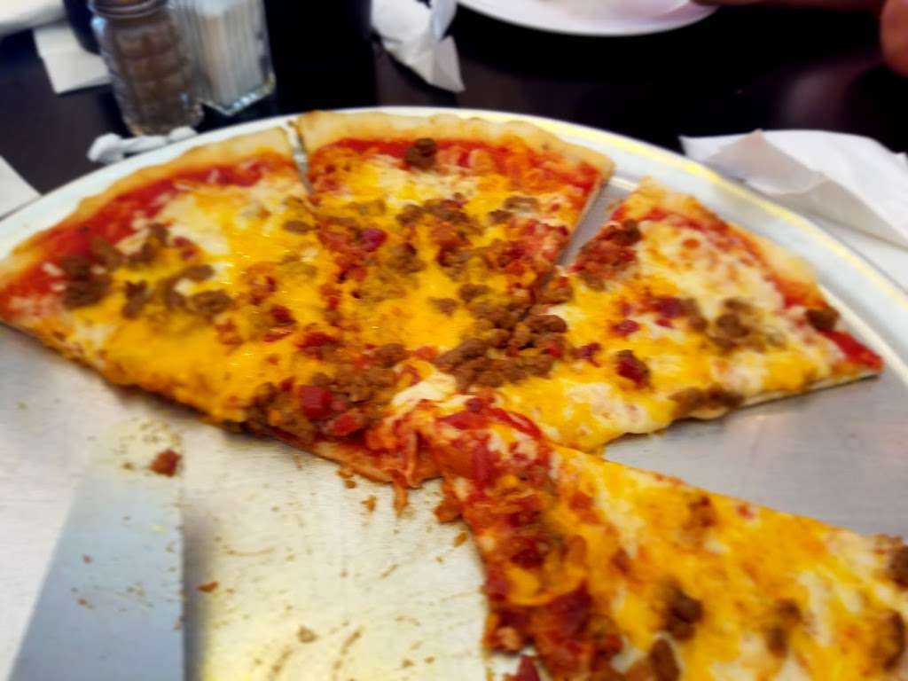 Tonys Pizza and Italian Restaurant | 10 E Salisbury St, Williamsport, MD 21795, USA | Phone: (301) 223-6266