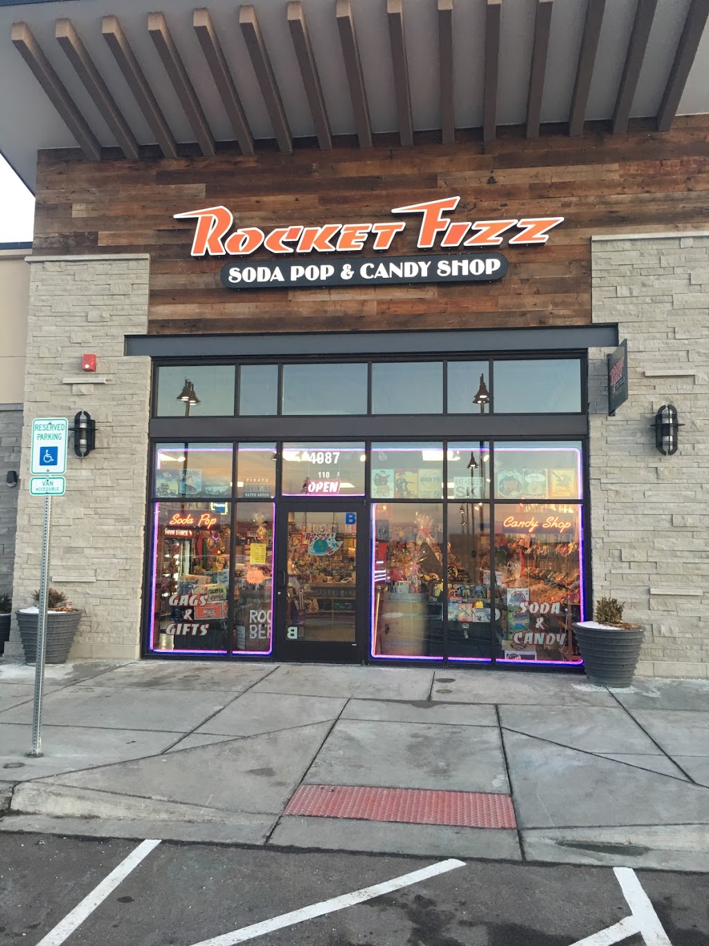 Rocket Fizz | 4987 Factory Shops Blvd unit B 110, Castle Rock, CO 80108, USA | Phone: (720) 531-3422