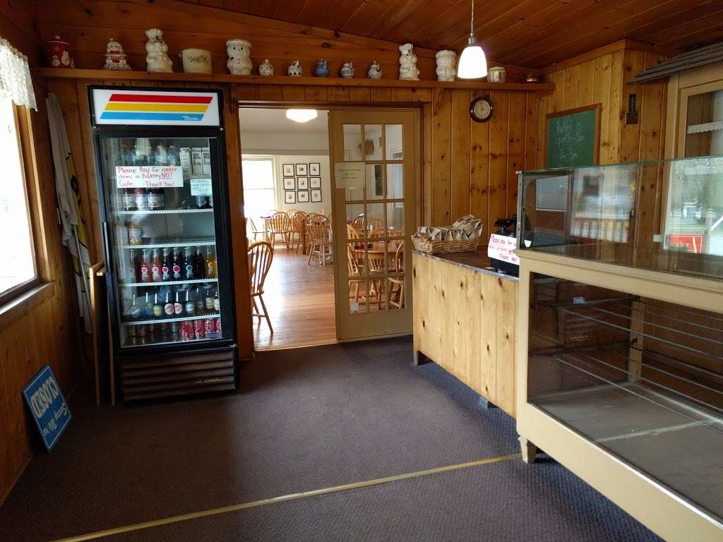 Harbert Swedish Bakery | 13698 Red Arrow Hwy, Harbert, MI 49115, USA | Phone: (269) 469-1777