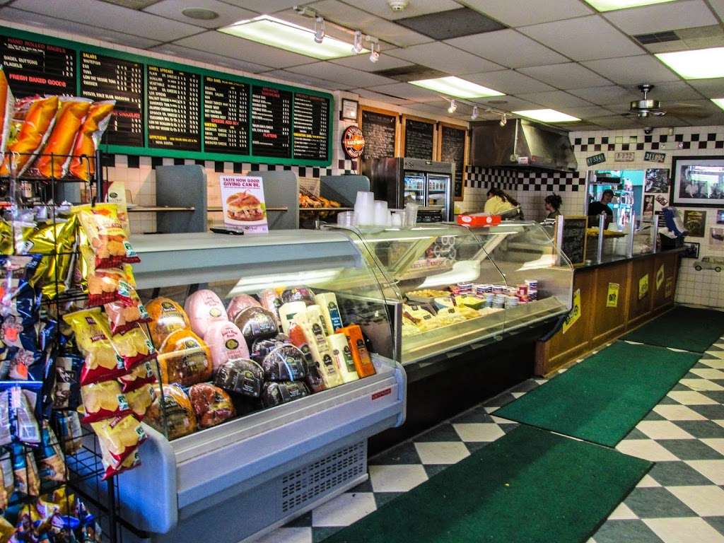 Goldberg Famous Bagels | 55 Skyline Dr, Ringwood, NJ 07456 | Phone: (973) 962-4800