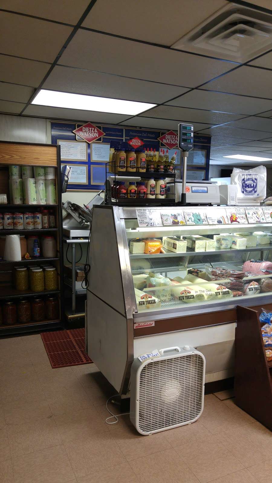 Durham Delicatessen | 2486 Durham Rd, Bristol, PA 19007, USA | Phone: (215) 946-7981