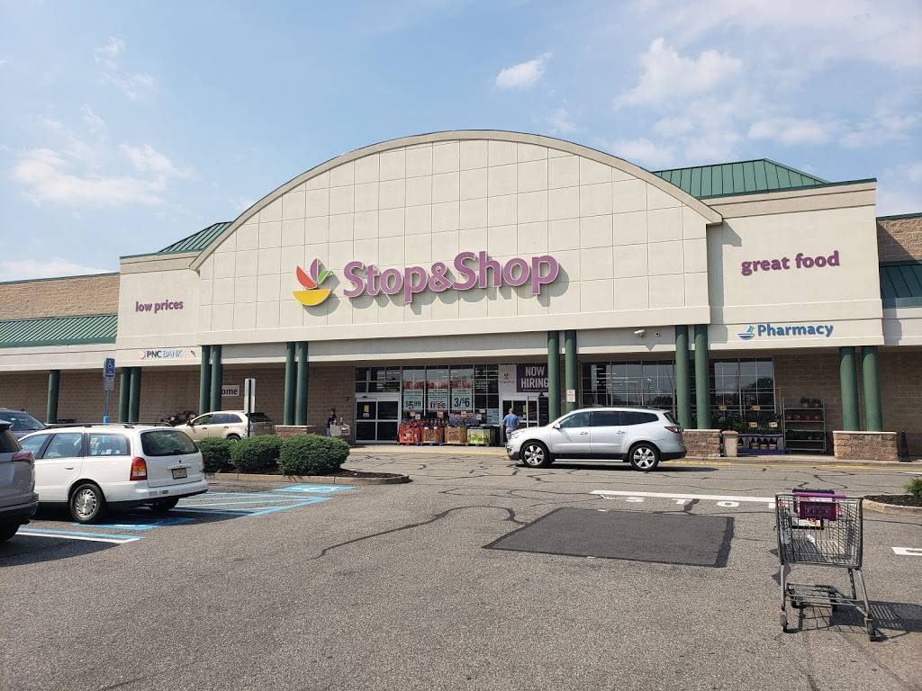 Stop & Shop | 625 Paterson Ave, Carlstadt, NJ 07072, USA | Phone: (201) 842-9993