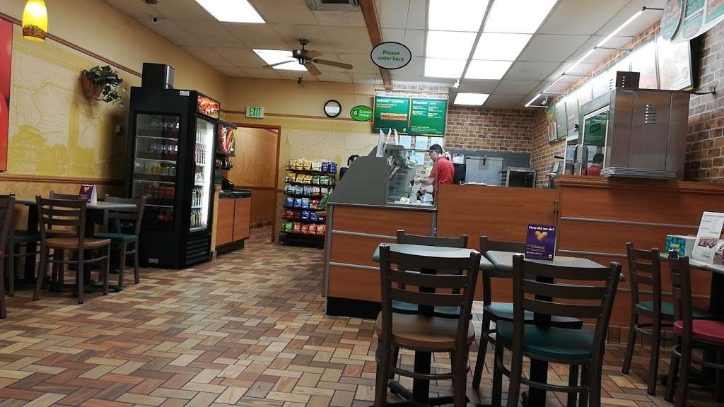 Subway Restaurants | 1383 Blue Valley Dr, Pen Argyl, PA 18072, USA | Phone: (610) 863-4200