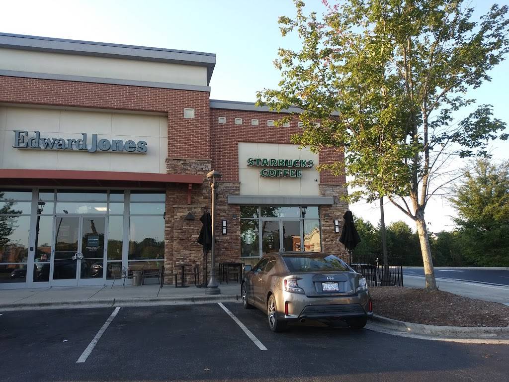 Starbucks | 3711 Elmsley Street #108, Greensboro, NC 27406, USA | Phone: (336) 273-4531