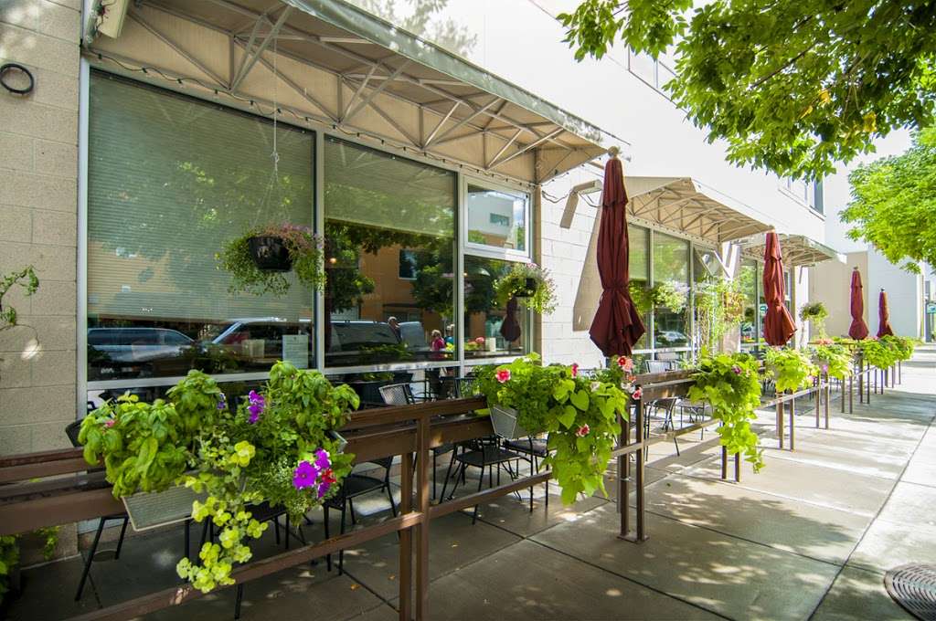 2020 Food + Wine Bar | 2020 Ionosphere St, Longmont, CO 80504, USA | Phone: (720) 491-3578