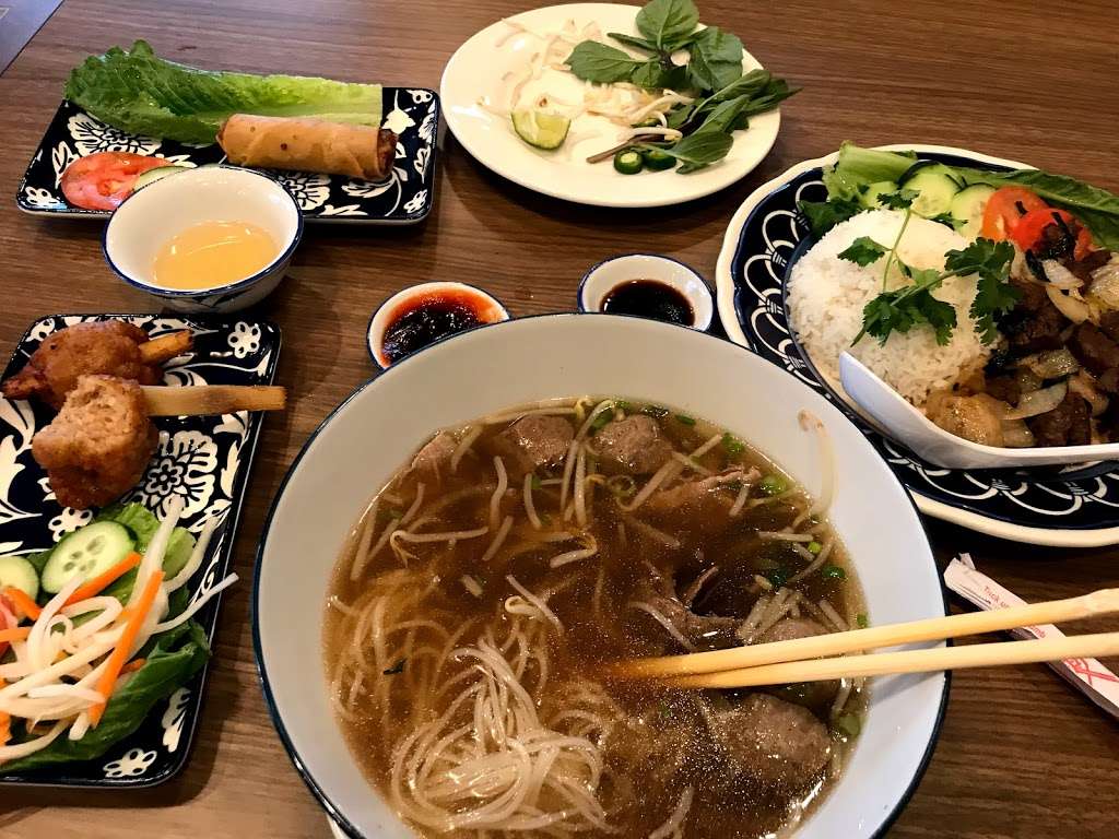 Em’s Pho | 6420 FM 1463 Suite 800, Katy, TX 77494, USA | Phone: (281) 346-8250