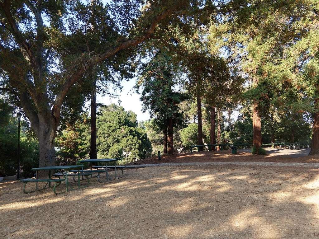 Hayward Memorial Park | 24176 Mission Blvd, Hayward, CA 94544, USA