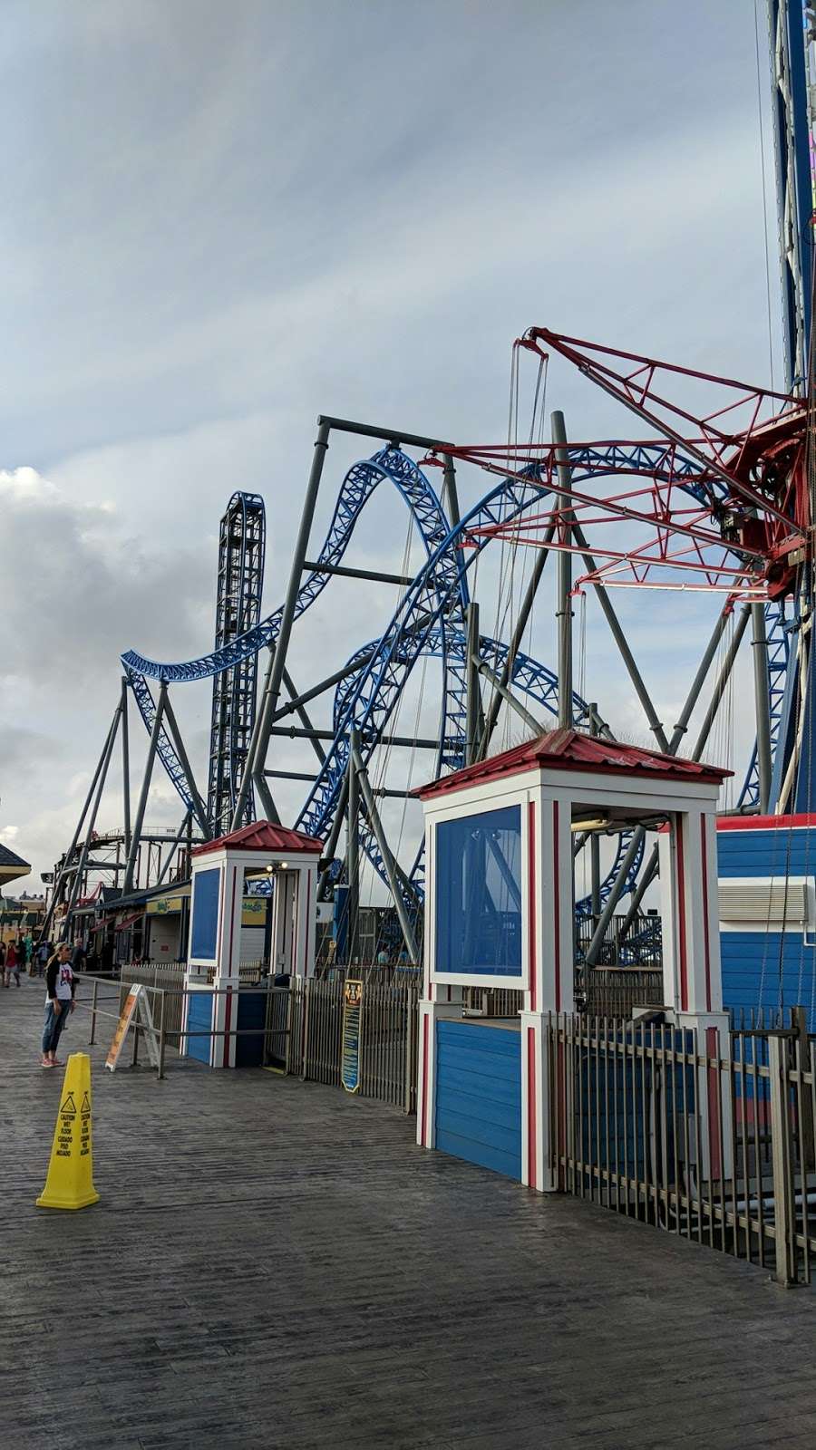 Pleasure pier | 2501 Seawall Blvd, Galveston, TX 77550, USA | Phone: (855) 789-7437