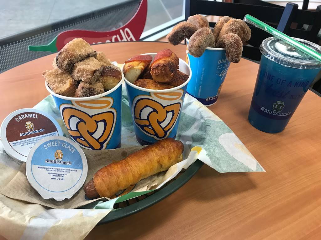 Auntie Annes Pretzels | 2448 Chesapeake Square Ring Rd, Chesapeake, VA 23321, USA | Phone: (757) 381-7775