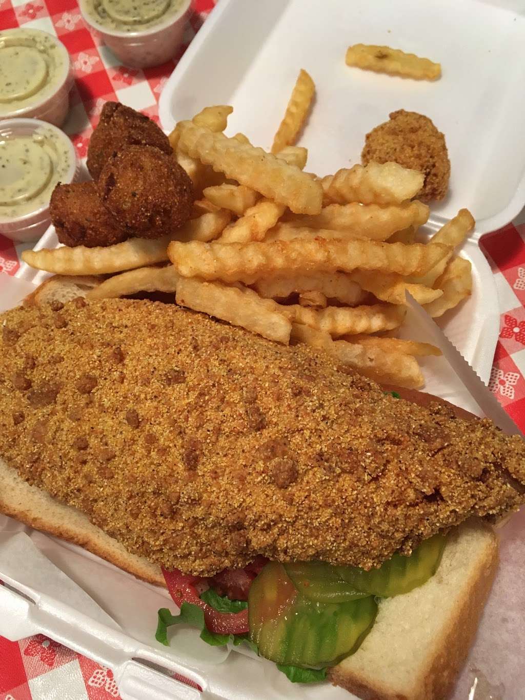 Howards Catfish | 1038 Pioneer Rd, Mesquite, TX 75149, USA | Phone: (214) 994-6476