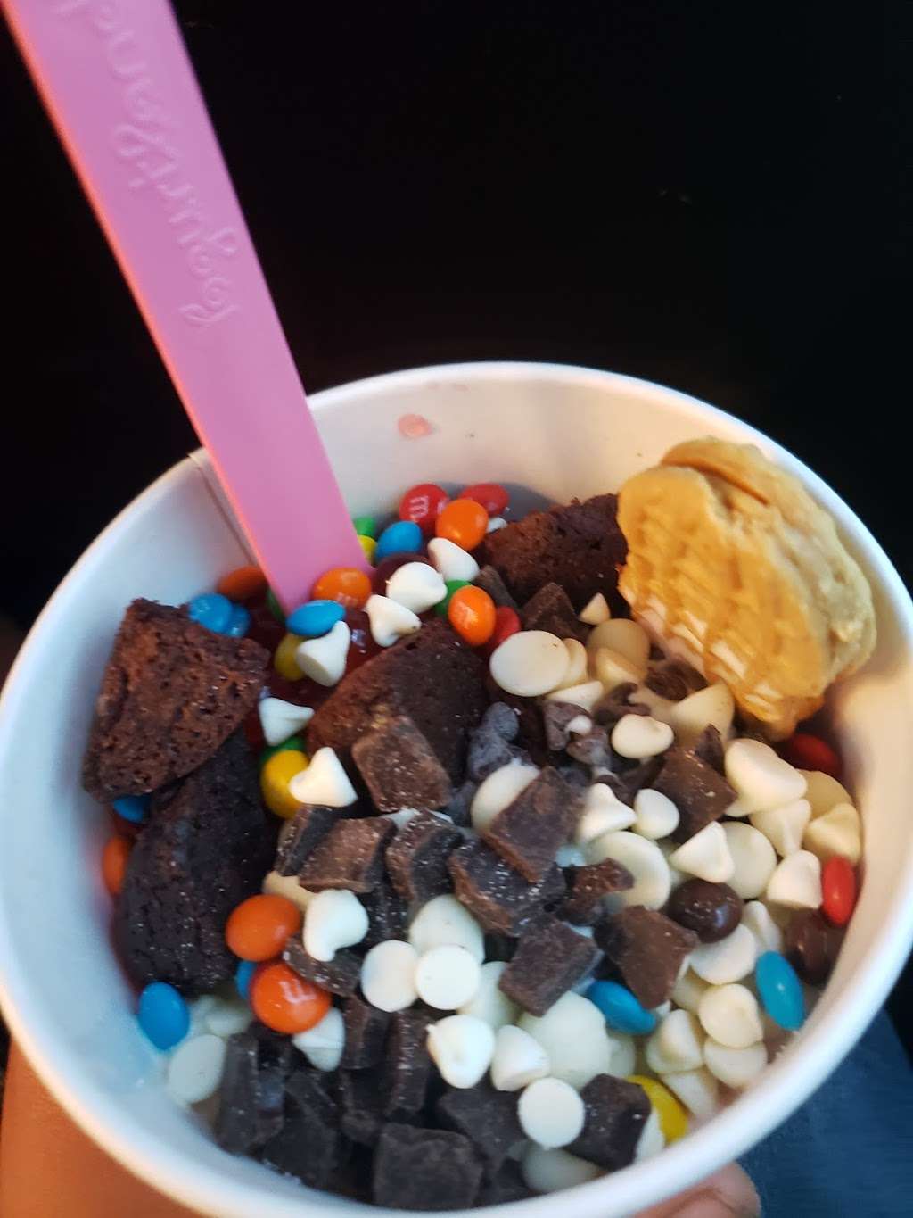 Yogurtland | 4235 N University Pkwy Suite 103, San Bernardino, CA 92407, USA | Phone: (909) 887-0700