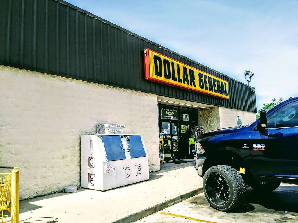 Dollar General | 7125 E 6th St, Somerset, TX 78069, USA | Phone: (210) 890-5620