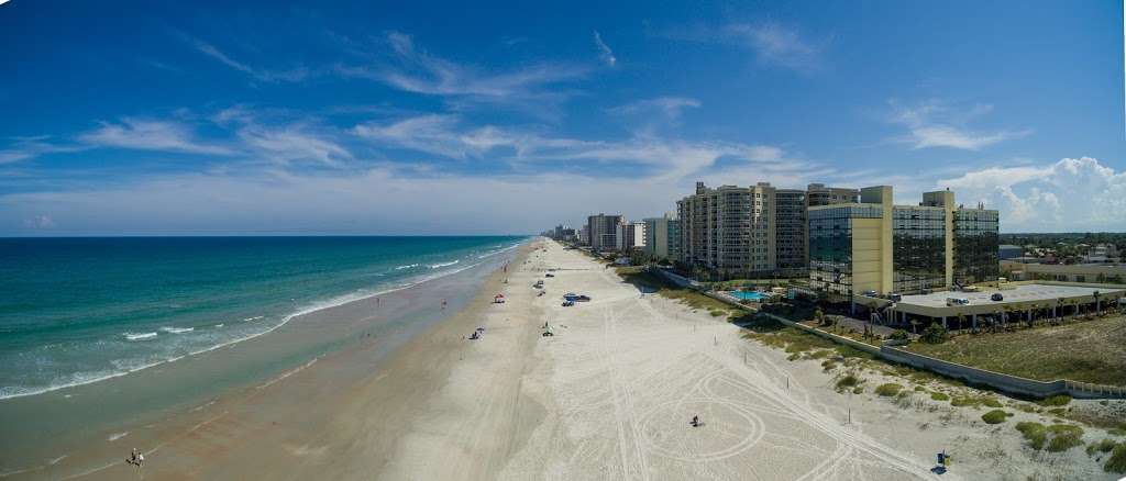 Oceanside Inn | 1909 S Atlantic Ave, Daytona Beach, FL 32118, USA | Phone: (386) 255-4492