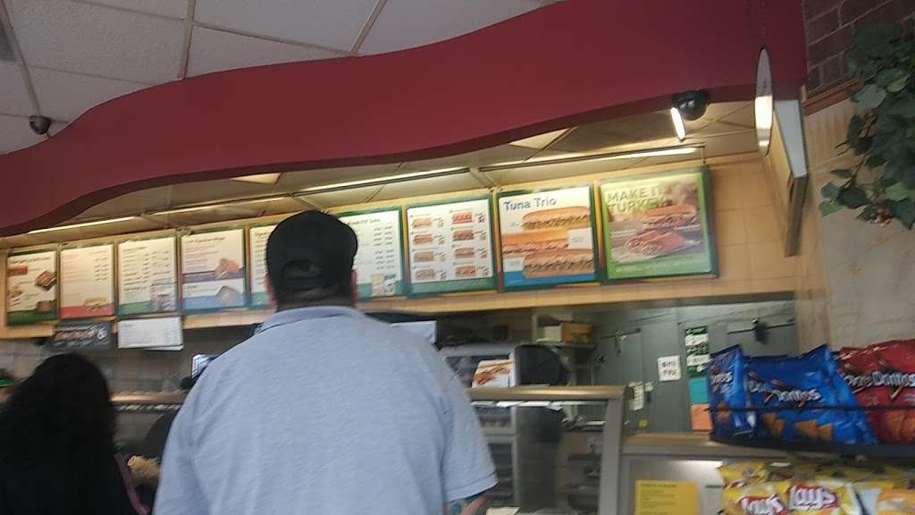 Subway Restaurants | 1720 Rosecrans Ave, Compton, CA 90220, USA | Phone: (310) 639-2585