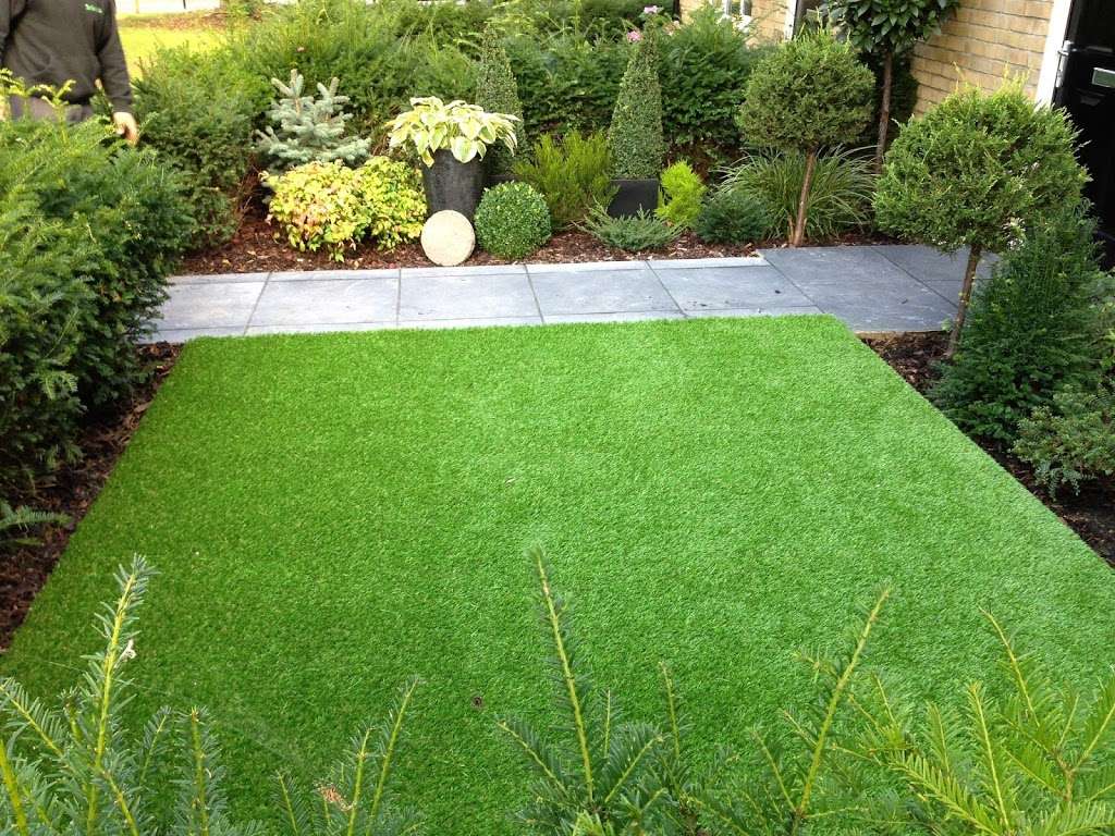 The Fake Grass Company Ltd | Browns Garden Centre, Theobalds Park Rd, Enfield EN2 9DG, UK | Phone: 0800 690 6460