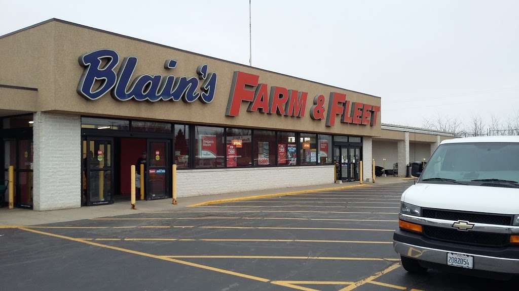 Blains Farm & Fleet - Belvidere, Illinois | 6674 Logan Ave, Belvidere, IL 61008, USA | Phone: (815) 544-3282