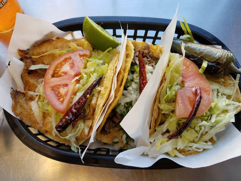 Tacos Don Cuco | 1847 W 47th St, Chicago, IL 60609 | Phone: (773) 376-4742