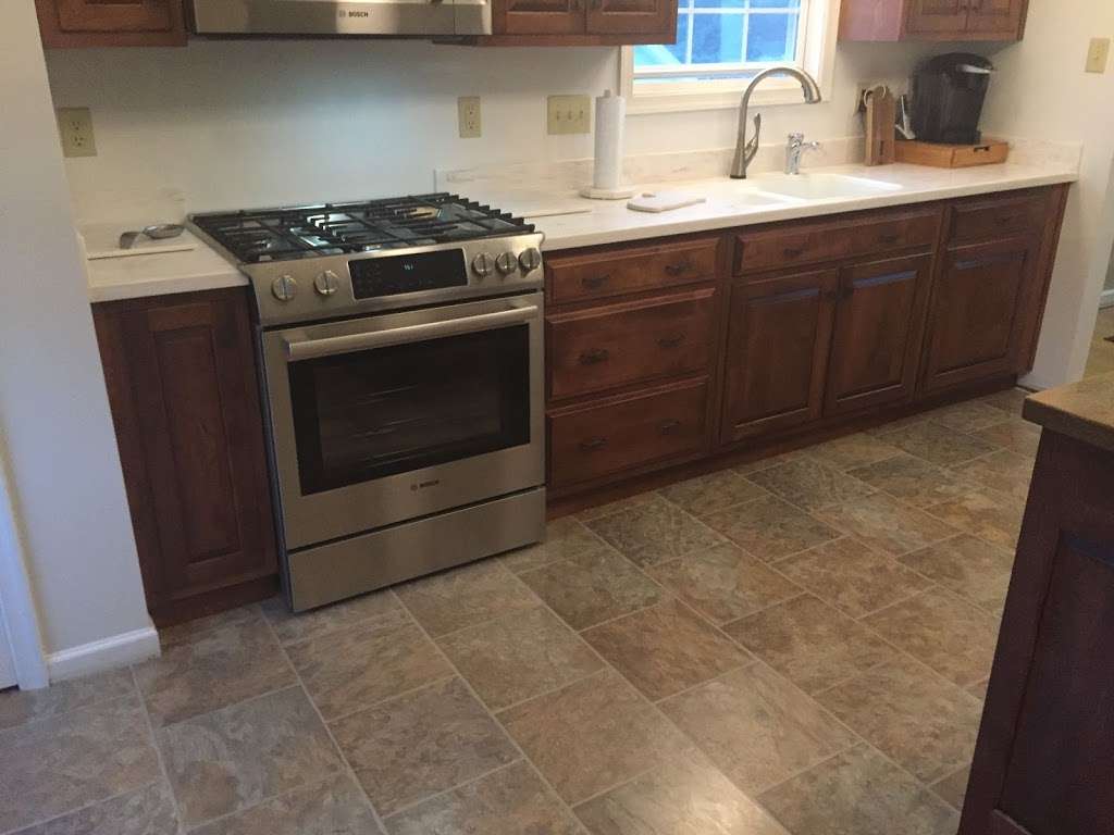 Elwood McIntire Kitchen Specialists | 144 Bruce Dr, Winchester, VA 22601, USA | Phone: (540) 662-2296