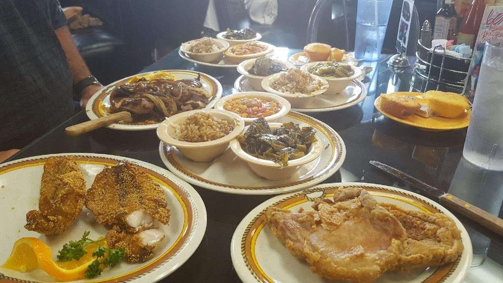 Ms. Bs M & M Soul Food | 801 E Manchester Blvd, Inglewood, CA 90301 | Phone: (310) 412-2800