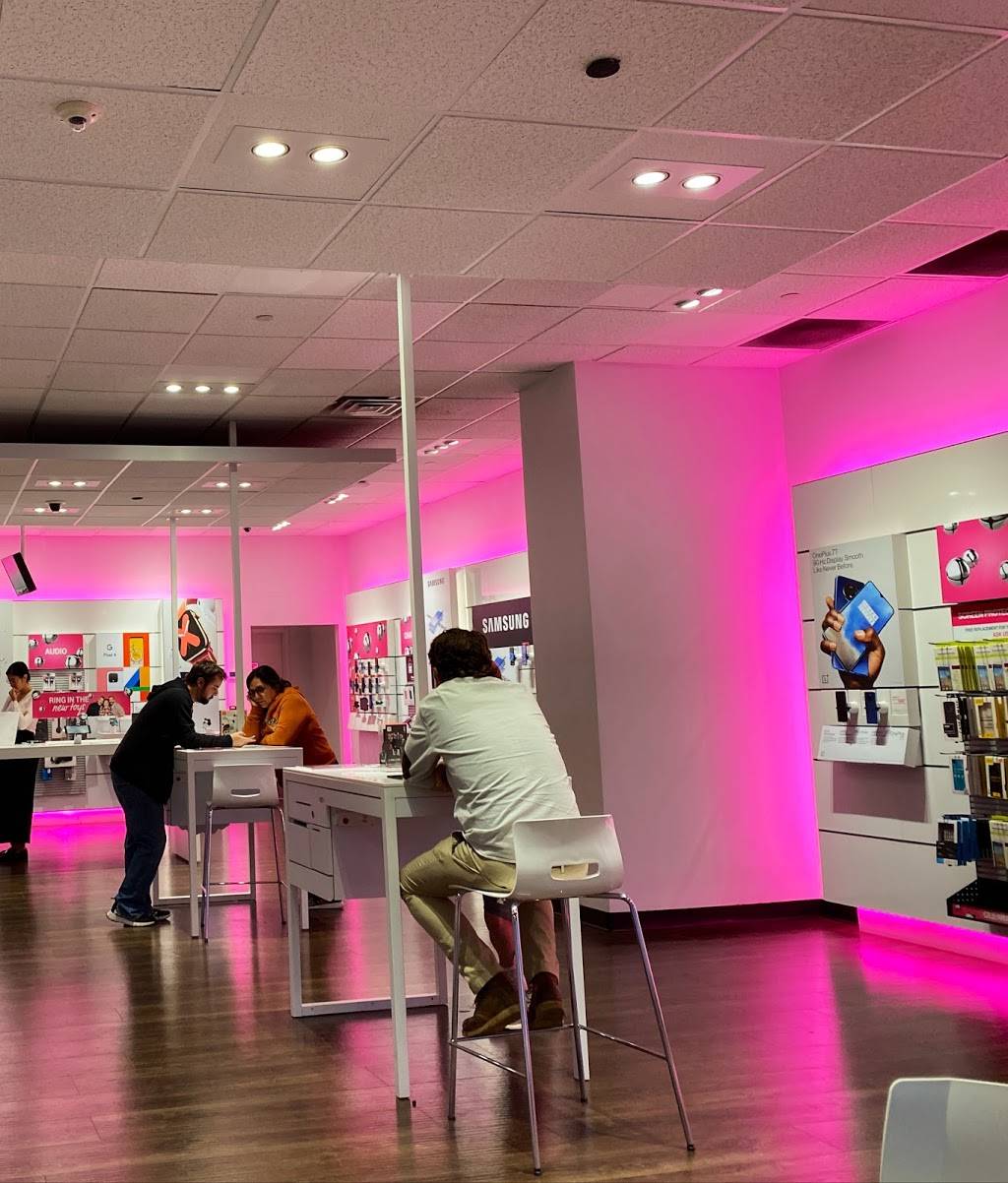 T-Mobile | 4700 W Guadalupe St #1, Austin, TX 78751, USA | Phone: (512) 206-2938
