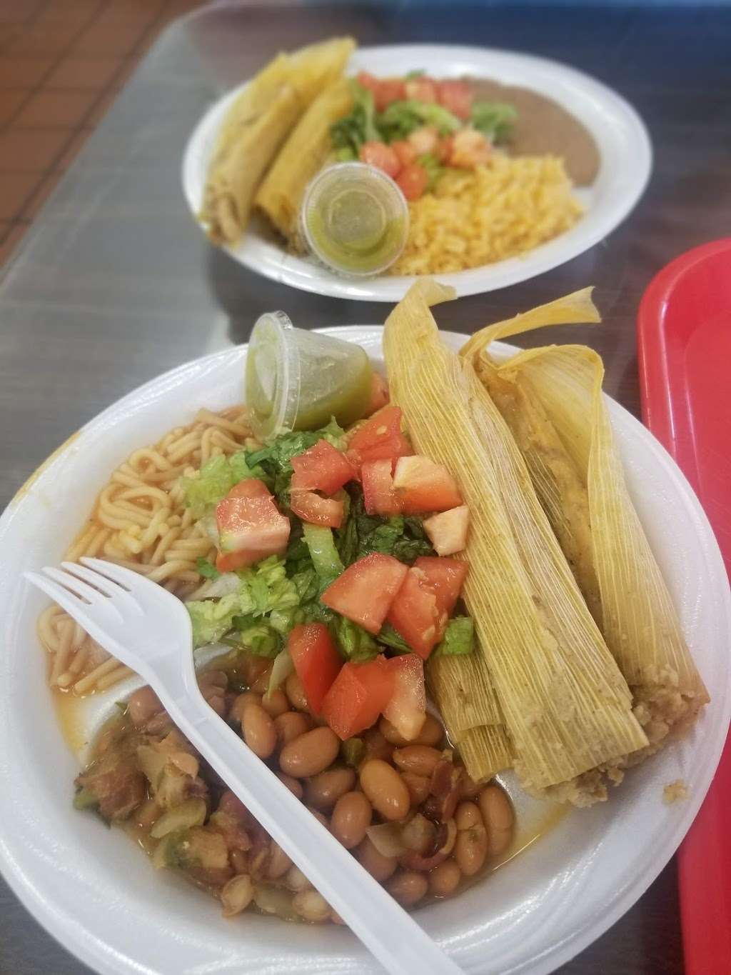 Tellez Tamales & Barbacoa | 1737 S General McMullen Dr, San Antonio, TX 78237, USA | Phone: (210) 433-1367