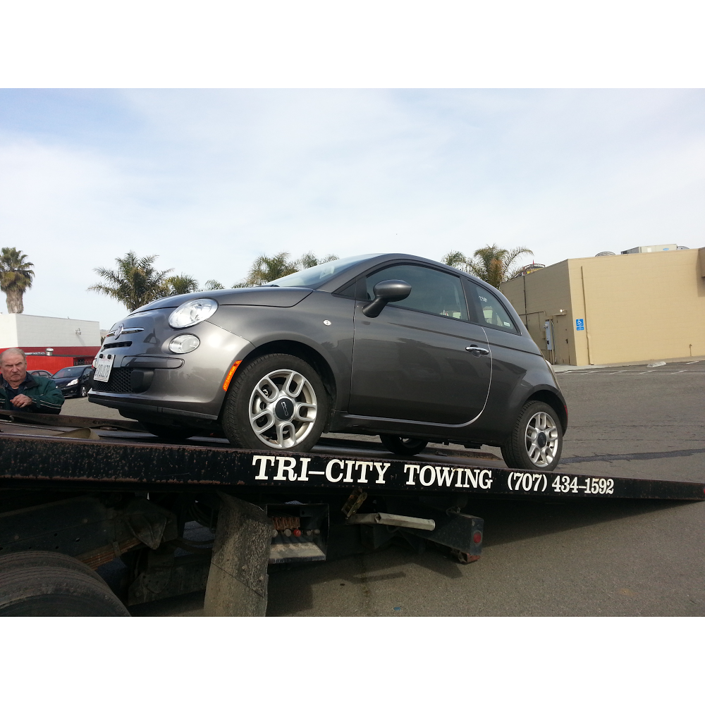 Tri-City Towing | 2920 Industrial Ct #1, Fairfield, CA 94533 | Phone: (707) 421-0404