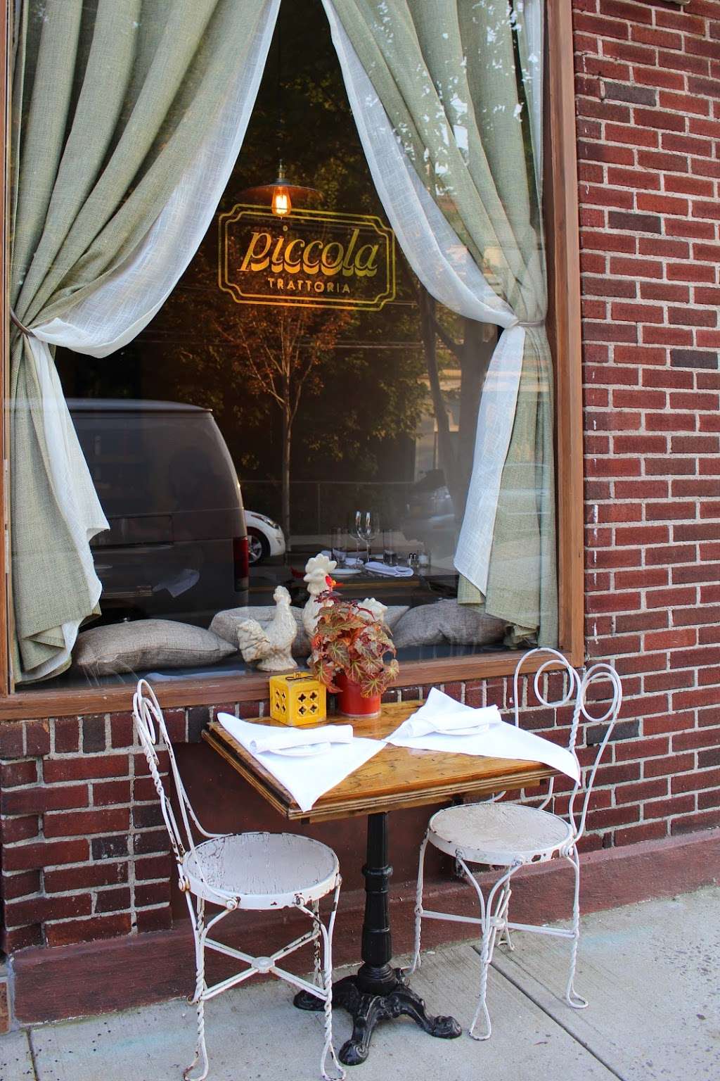 Piccola Trattoria | 41 Cedar St, Dobbs Ferry, NY 10522 | Phone: (914) 674-8427