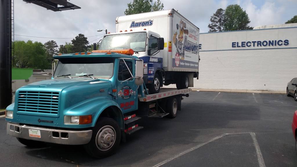 C&W Towing Services and Autocare | 111 Beechway Cir, Charlotte, NC 28213, USA | Phone: (704) 361-1083