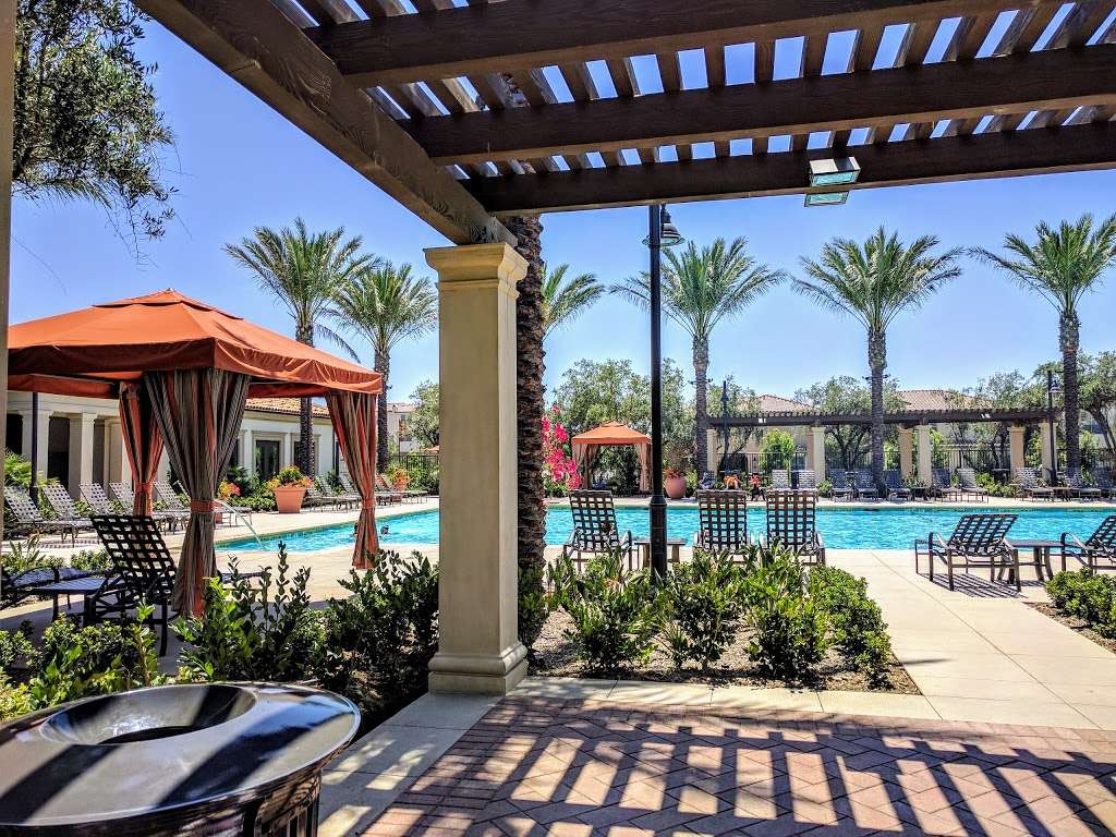 Garden Center Park Pool | 363 Floral View, Irvine, CA 92618, USA