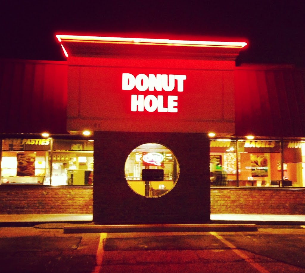 Donut Hole | 32187 Van Dyke Ave, Warren, MI 48093, USA | Phone: (586) 939-8810