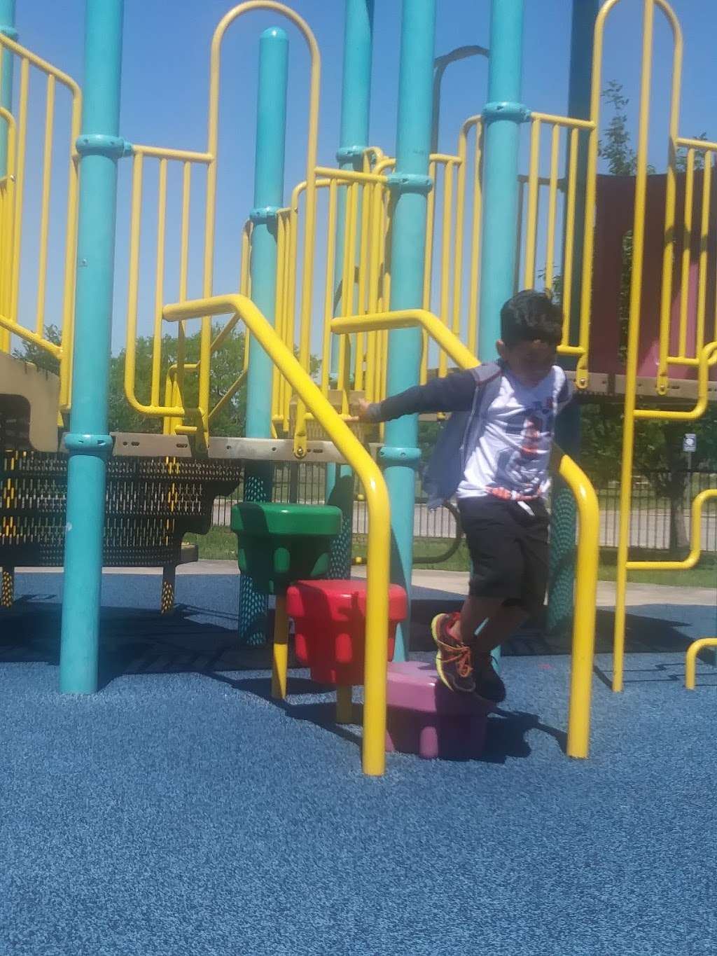 Kingsborough Park | 350 Felps Blvd, San Antonio, TX 78221, USA | Phone: (210) 924-6761 Kingsborough Park | 350 Felps Blvd, San Antonio, TX 78221, USA | Phone: (210) 924-6761