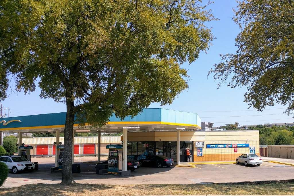 Valero Corner Store | 2475 Tarrant Rd, Grand Prairie, TX 75050, USA | Phone: (972) 641-2863