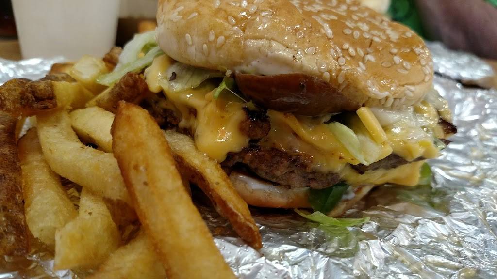 Five Guys | 3305 Central Ave, Toledo, OH 43606 | Phone: (419) 464-0000