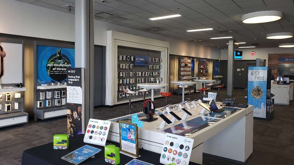 AT&T Store | 7703 W Flagler St Suite C, Miami, FL 33144, USA | Phone: (305) 261-1338