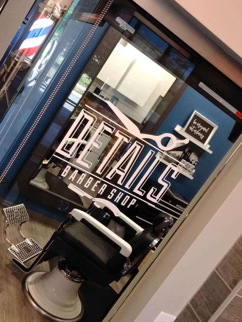 Details Barbershop | 10216a loft 21, Perimeter Pkwy, Charlotte, NC 28216, USA | Phone: (704) 555-5555