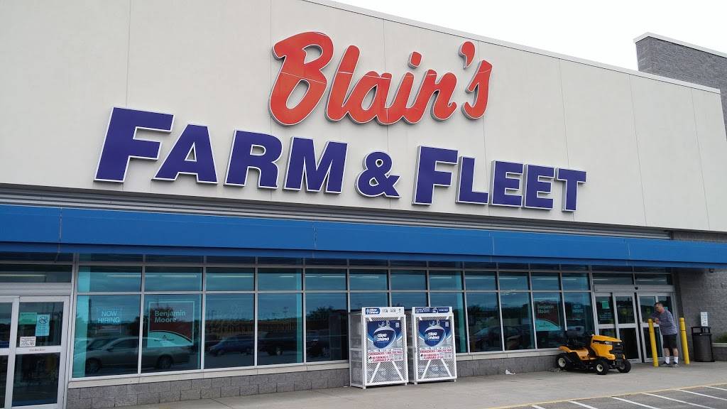 Blains Farm & Fleet - Verona, Wisconsin | 600 Hometown Cir, Verona, WI 53593, USA | Phone: (608) 848-4968