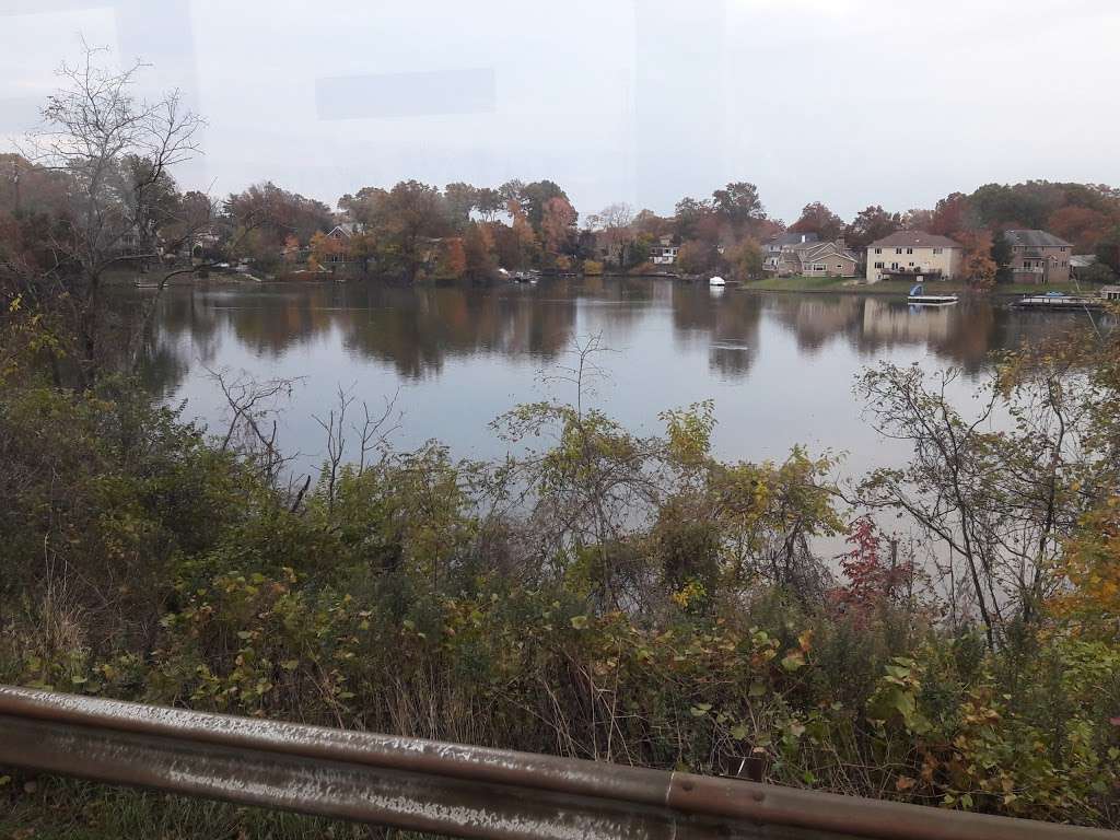 Bradys Pond Park | Hylan Blvd, Staten Island, NY 10305