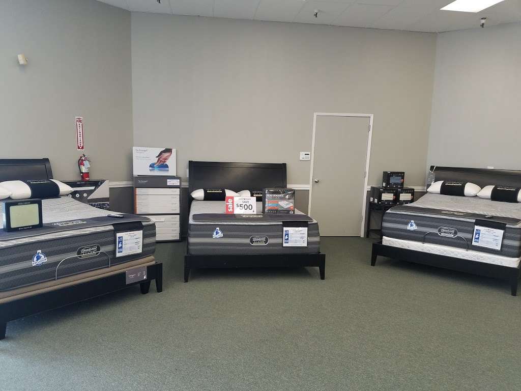 Mattress Firm Serramonte 356 Gellert Blvd Daly City Ca 94015 Usa
