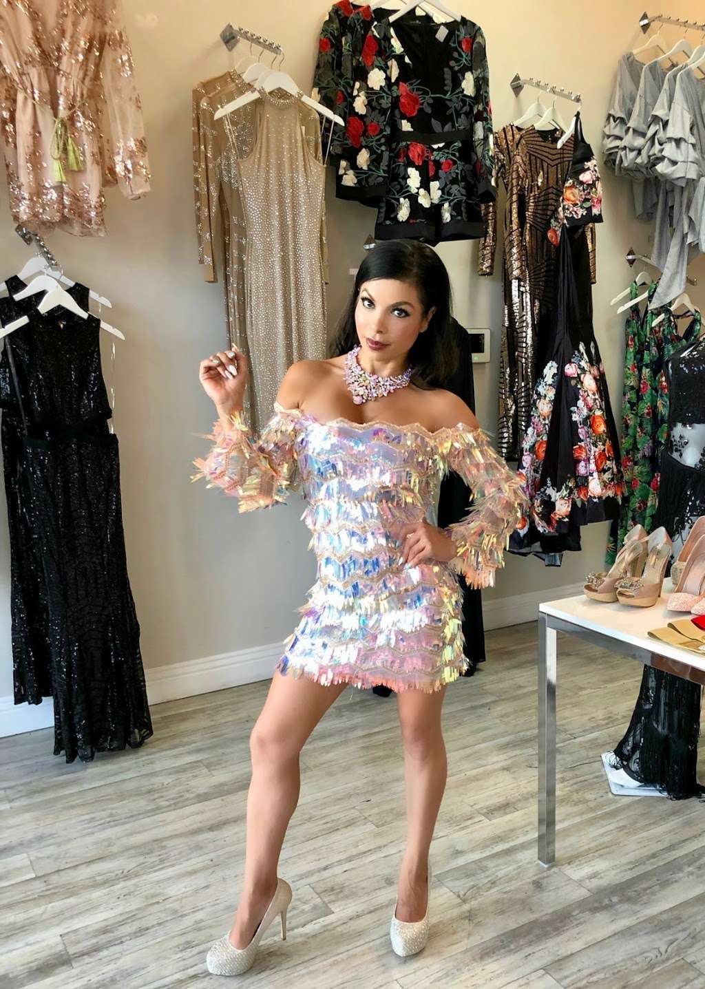 Nieve Malandra Boutique | 450 S Buffalo Dr #119, Las Vegas, NV 89145, USA | Phone: (310) 614-2426