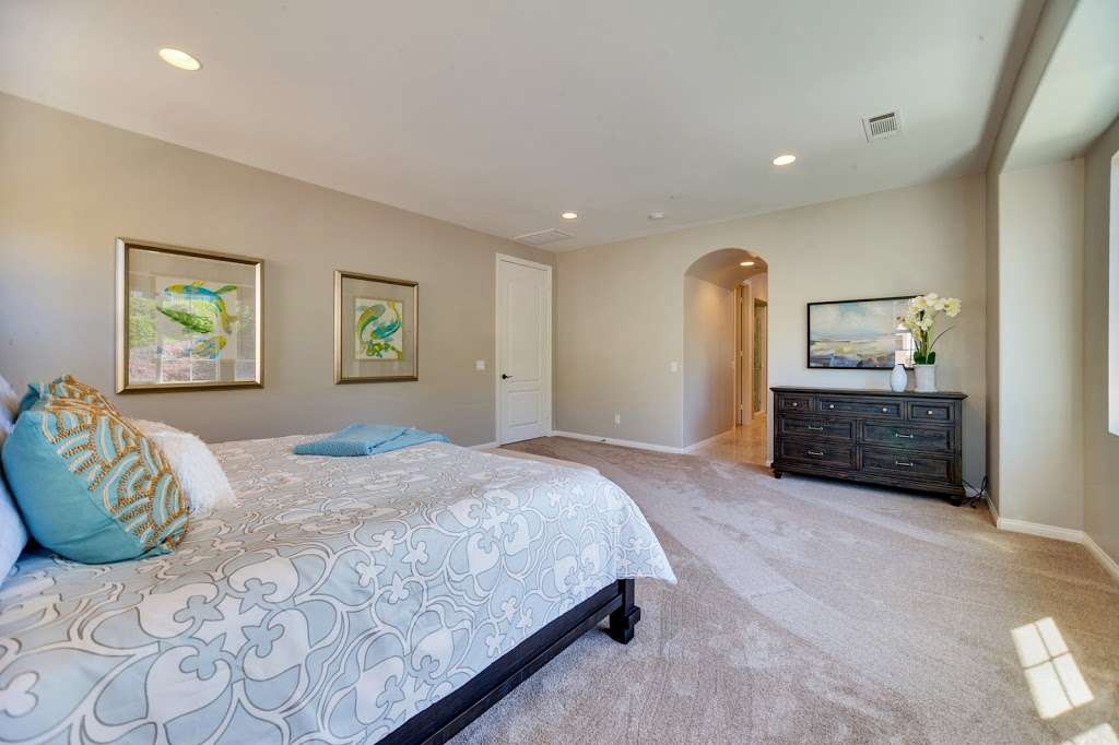 Vantage Realty - Andrew William Martinez | 5857 Pine Ave Ste B, Chino Hills, CA 91709, USA | Phone: (714) 742-6588