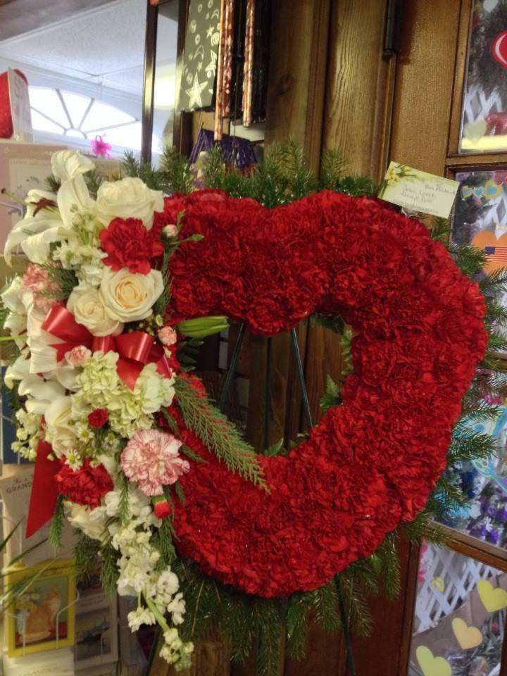 Lyncrafts and Floral Designs | 255 Hamburg Turnpike, Riverdale, NJ 07457, USA | Phone: (973) 838-3673