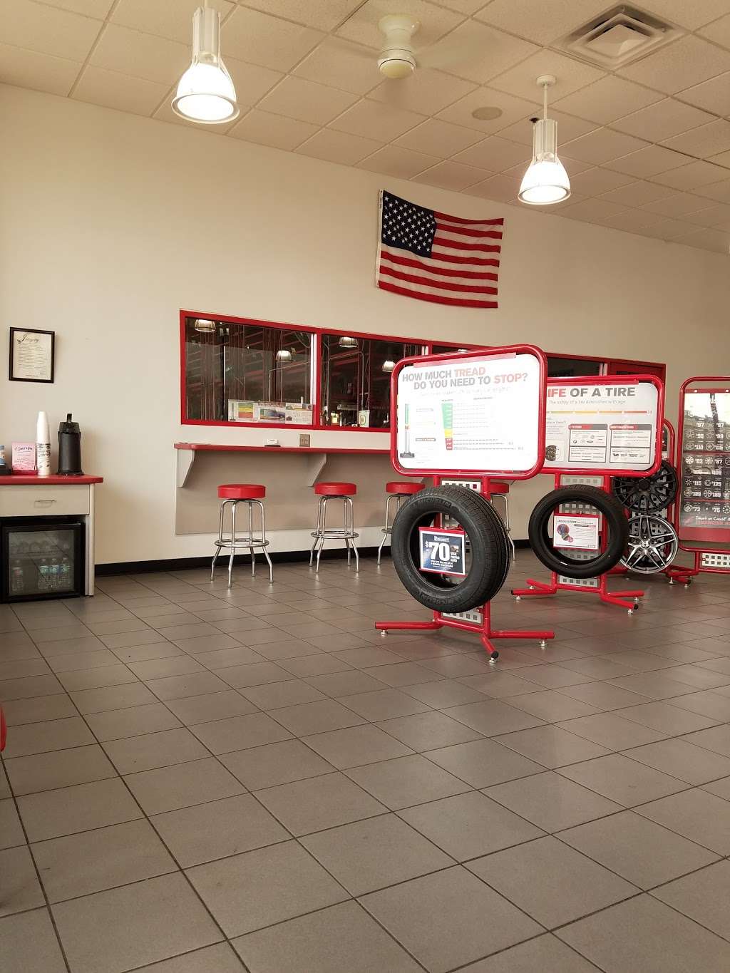 Discount Tire | 13645 N Central Expy, Dallas, TX 75243, USA | Phone: (972) 231-7828