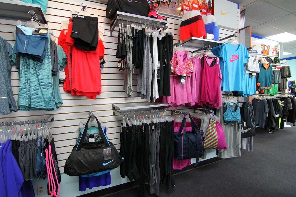 Running Center | 2584 El Camino Real, Carlsbad, CA 92008, USA | Phone: (760) 720-7475