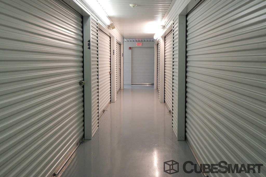 CubeSmart Self Storage | 10401 Broadway St, Pearland, TX 77584 | Phone: (713) 436-2200