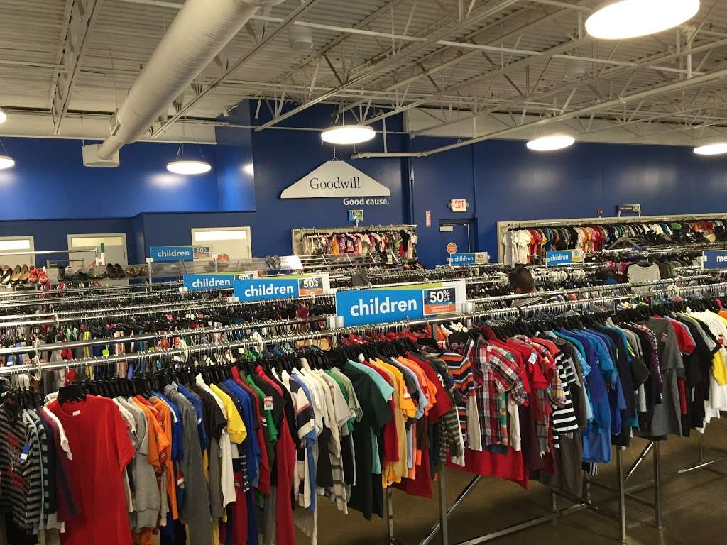 Goodwill Store | 10491 Walnut Creek Dr, Carmel, IN 46032, USA | Phone: (317) 876-0096