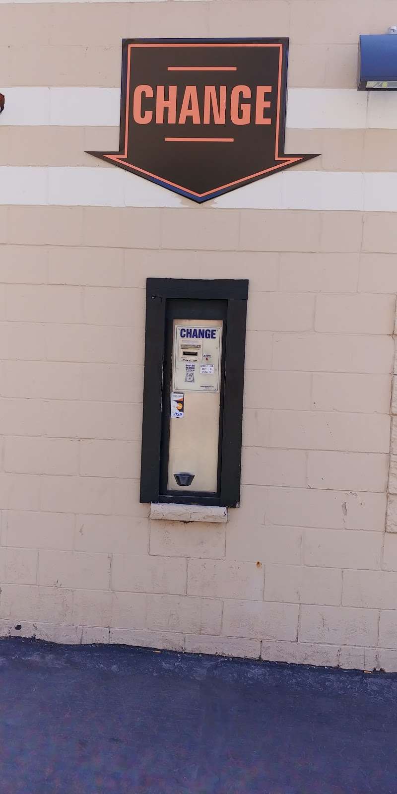 Scrub-A-Dub Car Wash | 2323 W Wisconsin Ave, Milwaukee, WI 53233, USA | Phone: (414) 344-6687