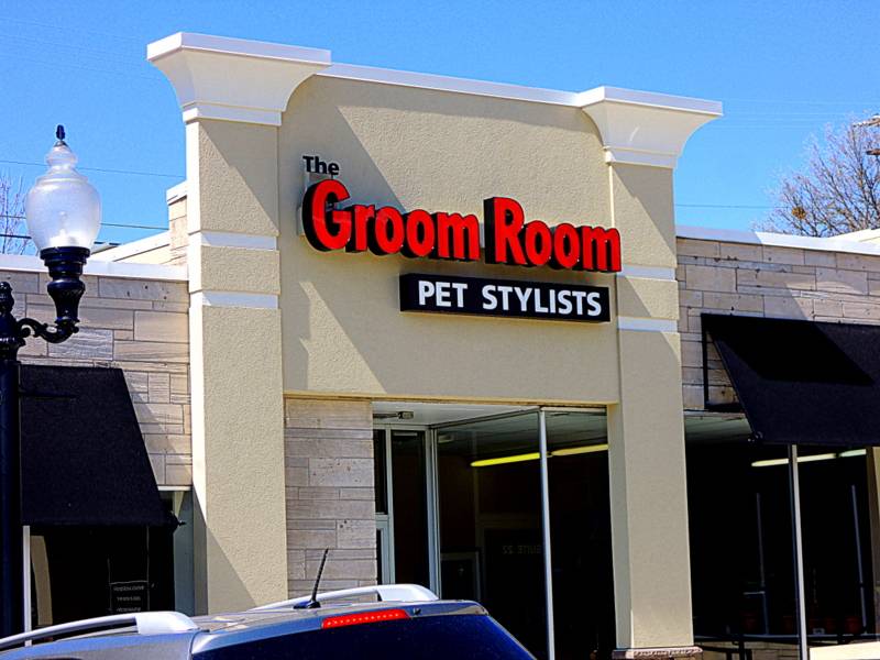 The Groom Room Inc | 1265 S Cotner Blvd, Lincoln, NE 68510, USA | Phone: (402) 486-4486