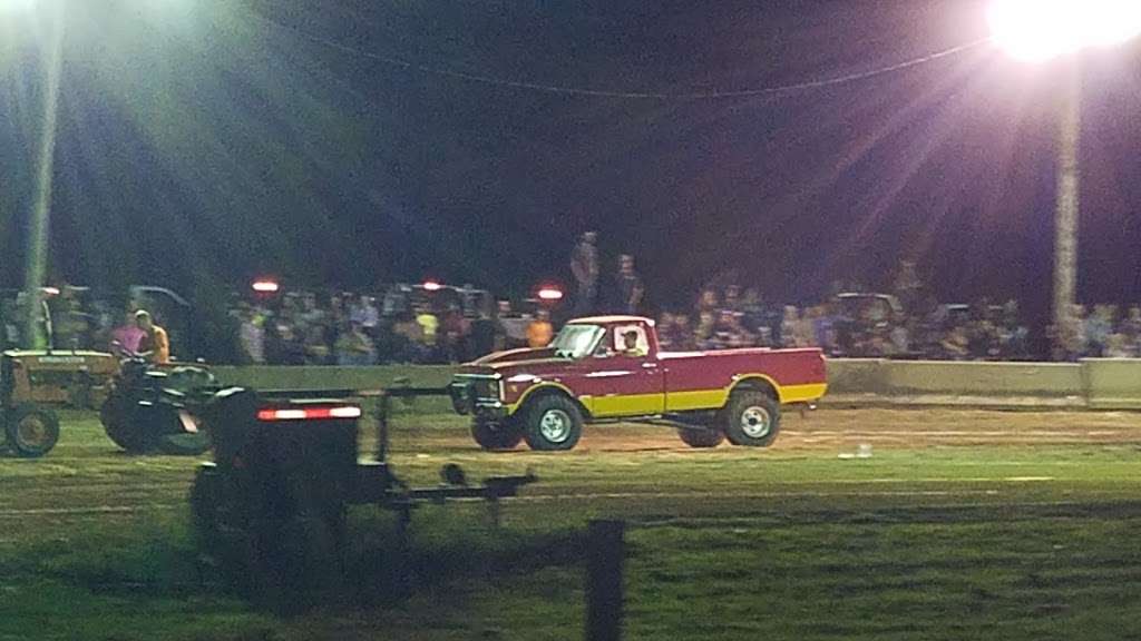 Lorahs Truck & Tractor Pulls | 4739 S Cypress Dr, Walnutport, PA 18088 | Phone: (610) 767-3515